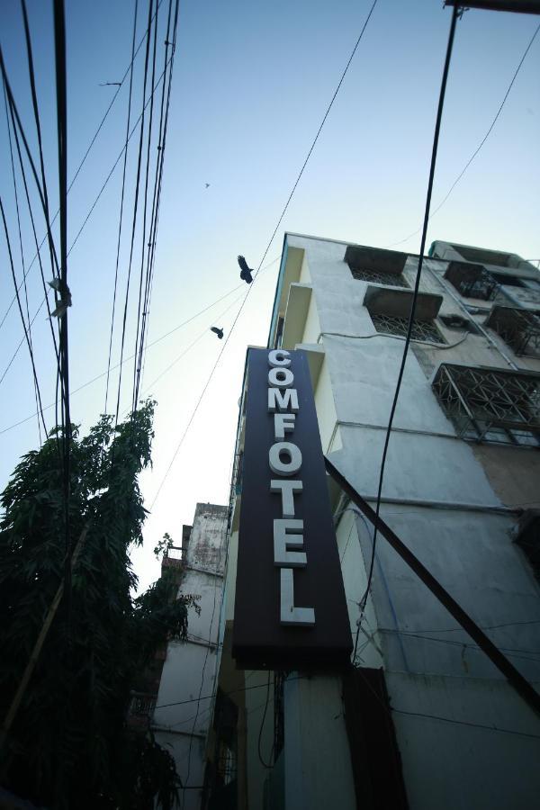 Hotel Comfotel Calcutta Exteriör bild